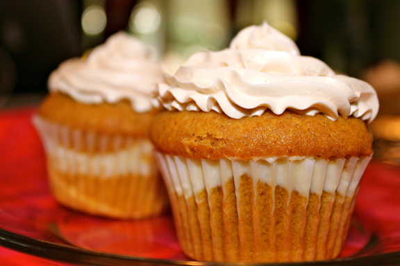 Cheesecake-filled pumpkin cupcakes