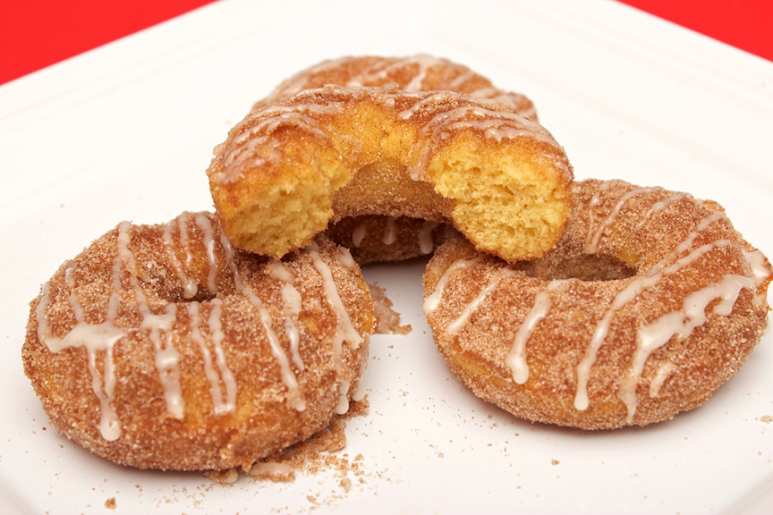 © Claudia's Cookbook - Browned Butter Eggnog Snickerdoodle Doughnuts 20