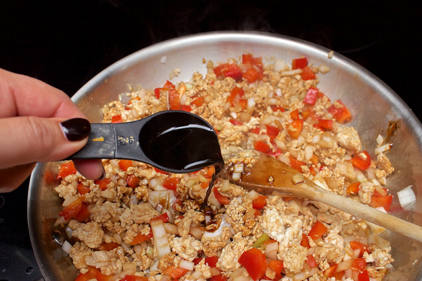 © Claudia's Cookbook - Spicy Chicken Lettuce Wraps 4