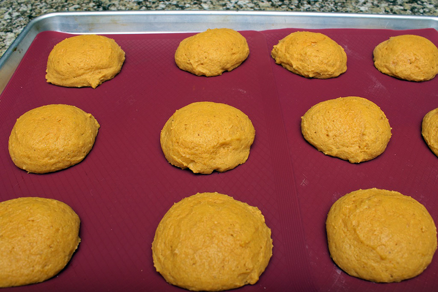 claudias-cookbook-melt-in-your-mouth-pumpkin-cookies-13